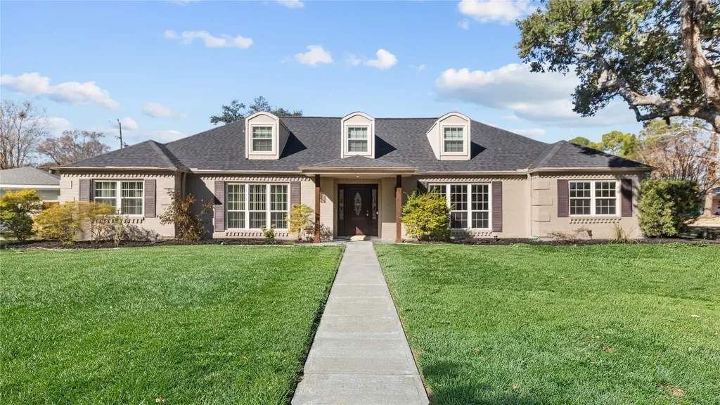 11002 Renwick Drive Houston TX 77096