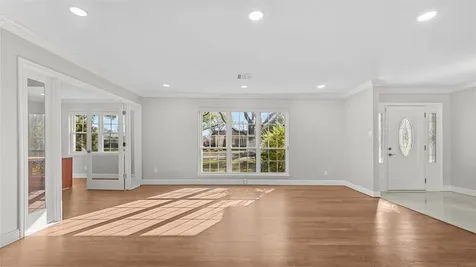 11002 Renwick Drive Houston TX 77096