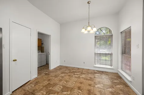 3826 Pin Oak Drive N Pearland TX 77581