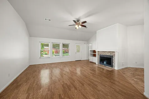 3826 Pin Oak Drive N Pearland TX 77581