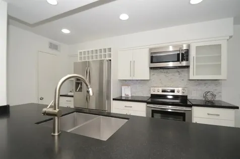 5524 Beverlyhill Street 2 Houston TX 77056