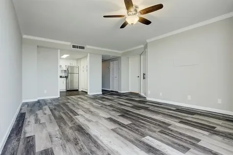 2016 Main Street 2204 Houston TX 77002