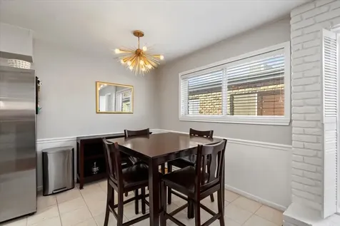 2101 Fountain View Drive 62 Houston TX 77057