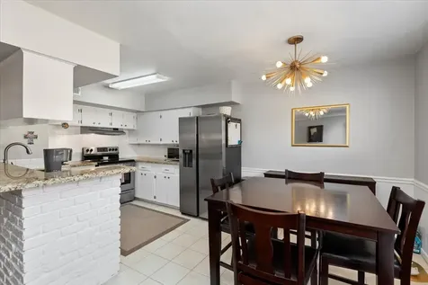 2101 Fountain View Drive 62 Houston TX 77057