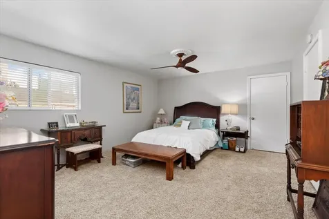 2101 Fountain View Drive 62 Houston TX 77057