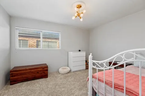2101 Fountain View Drive 62 Houston TX 77057