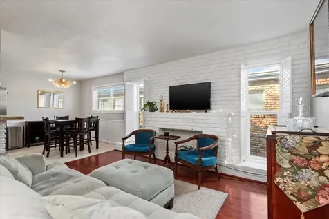 2101 Fountain View Drive 62 Houston TX 77057