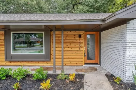 10058 Larston Street Houston TX 77055