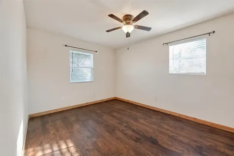 1910 Duncan Drive Oyster Creek TX 77541