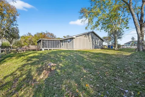 1910 Duncan Drive Oyster Creek TX 77541