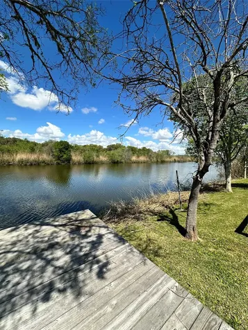 1910 Duncan Drive Oyster Creek TX 77541