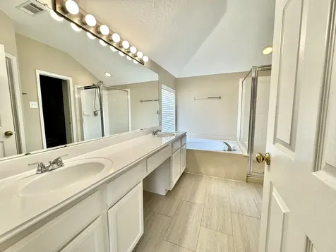 16902 Cobbler Crossing Drive Sugar Land TX 77498