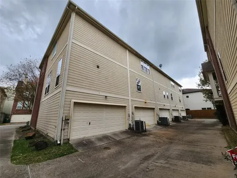 4100 Blossom Street Houston TX 77007