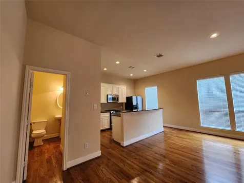 4100 Blossom Street Houston TX 77007