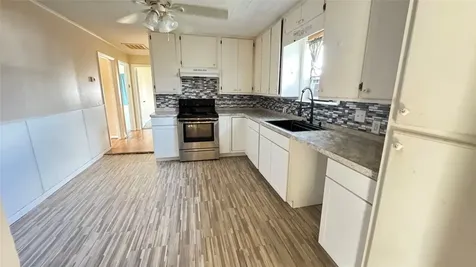 116 W Mahan Street Richwood TX 77531