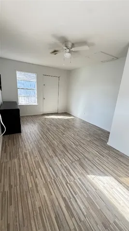 116 W Mahan Street Richwood TX 77531