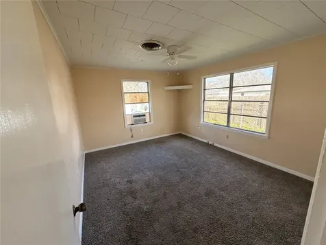 116 W Mahan Street Richwood TX 77531