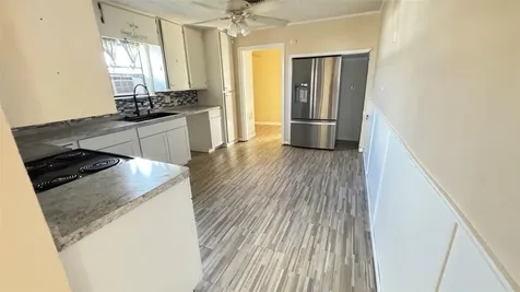 116 W Mahan Street Richwood TX 77531