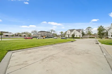 1202 Hilshire Villa Drive Hilshire Village TX 77055
