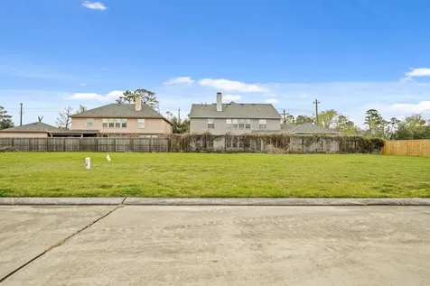 1202 Hilshire Villa Drive Hilshire Village TX 77055