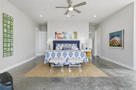 318 Little Dove Livingston TX 77351