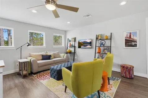 318 Little Dove Livingston TX 77351