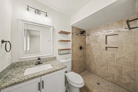 6711 Pickett Drive Richmond TX 77469