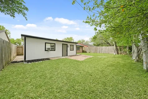 6711 Pickett Drive Richmond TX 77469