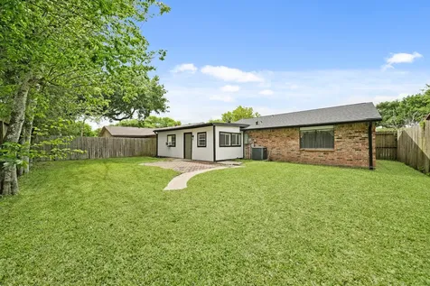 6711 Pickett Drive Richmond TX 77469