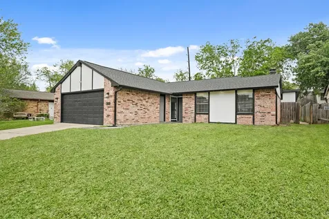 6711 Pickett Drive Richmond TX 77469