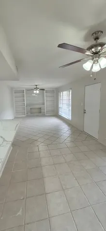 5343 Richmond Avenue 11 Houston TX 77056