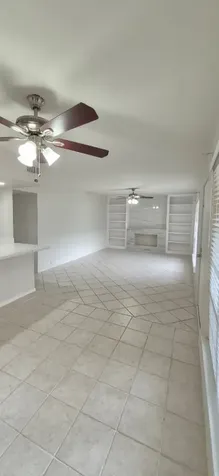 5343 Richmond Avenue 11 Houston TX 77056