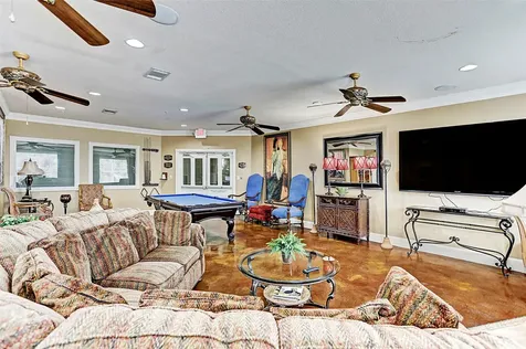 1711 Old Spanish Trail 222 Houston TX 77054