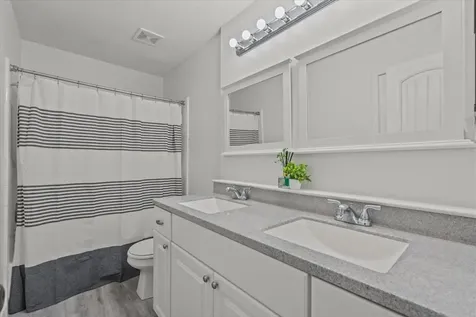5115 Arborwood Drive League City TX 77573