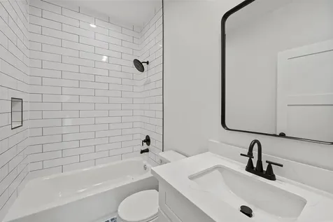 8417 Venus Street A Houston TX 77088
