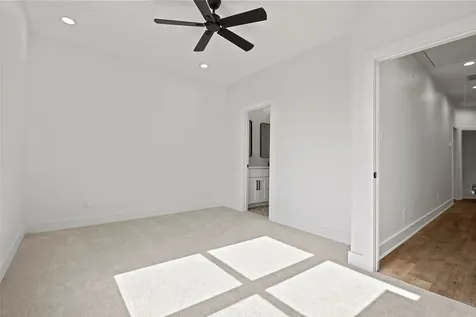 8417 Venus Street A Houston TX 77088