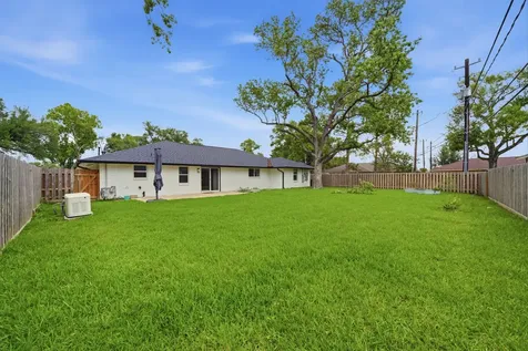 8903 Railton Street Houston TX 77080