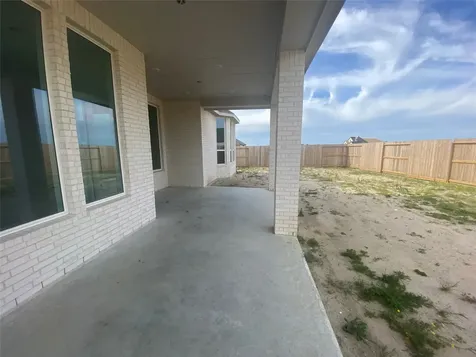 12234 Valencia Boulevard Mont Belvieu TX 77523