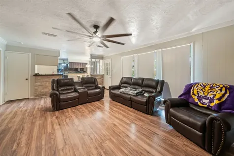 715 Marne Lane Houston TX 77090