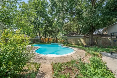 715 Marne Lane Houston TX 77090