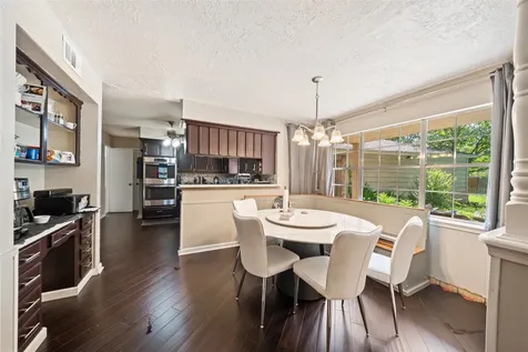 715 Marne Lane Houston TX 77090