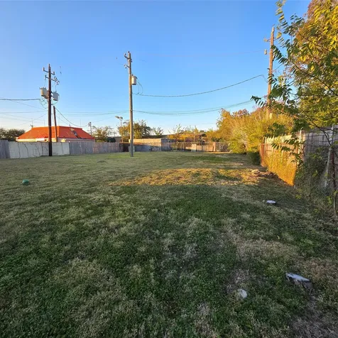 215 Fresa Road Pasadena TX 77502