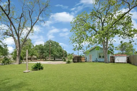 4102 Erie Street Houston TX 77087