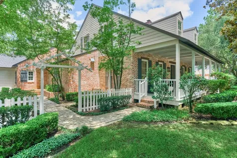 64 Autumn Crescent The Woodlands TX 77381