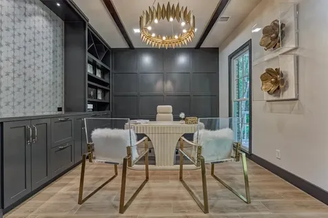 64 Autumn Crescent The Woodlands TX 77381
