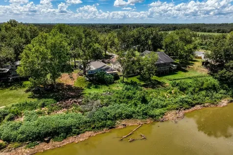 3769 Lazy River Drive Sealy TX 77474