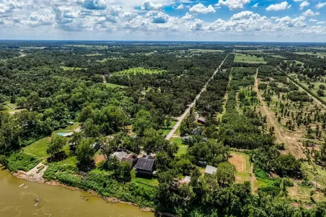 3769 Lazy River Drive Sealy TX 77474