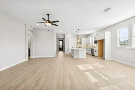 11843 Sawgrass Drive Mont Belvieu TX 77523
