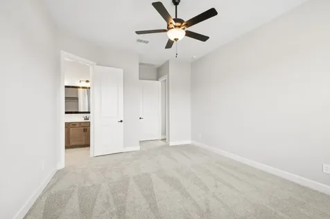 11843 Sawgrass Drive Mont Belvieu TX 77523