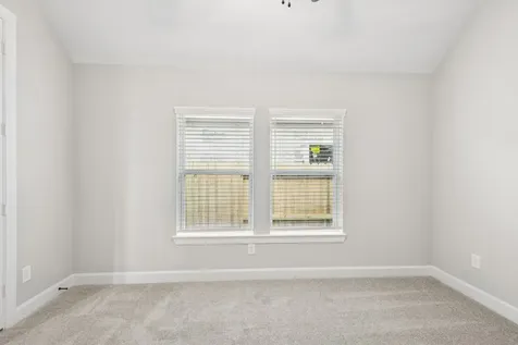11843 Sawgrass Drive Mont Belvieu TX 77523